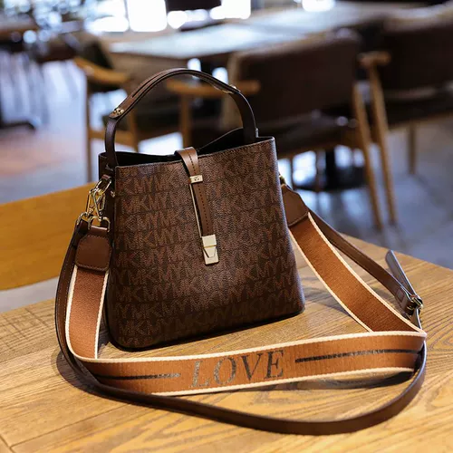 Сумка через плечо, ретро вместительная и большая портативная сумка на одно плечо, коллекция 2023, в западном стиле