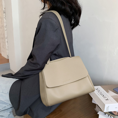 taobao agent Shoulder bag, capacious one-shoulder bag, advanced small bag, universal bag strap, 2023 collection, high-quality style