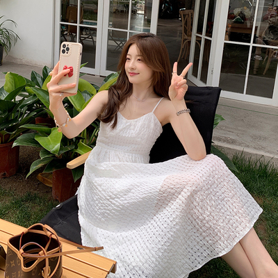 taobao agent Long skirt, white colored dress, french style, lifting effect, mid-length