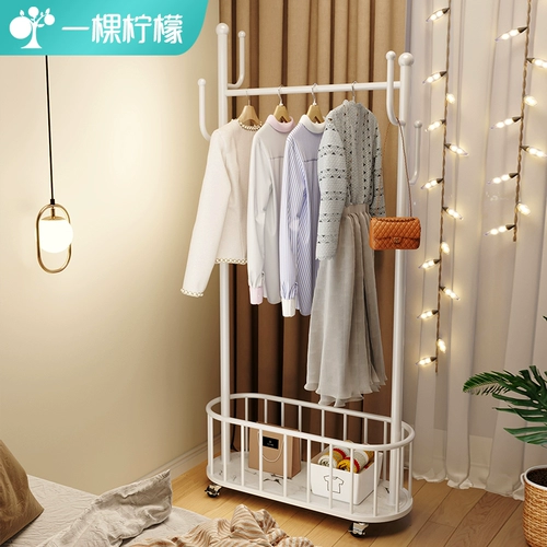 Простая вешалка для домашнего использования для кровати