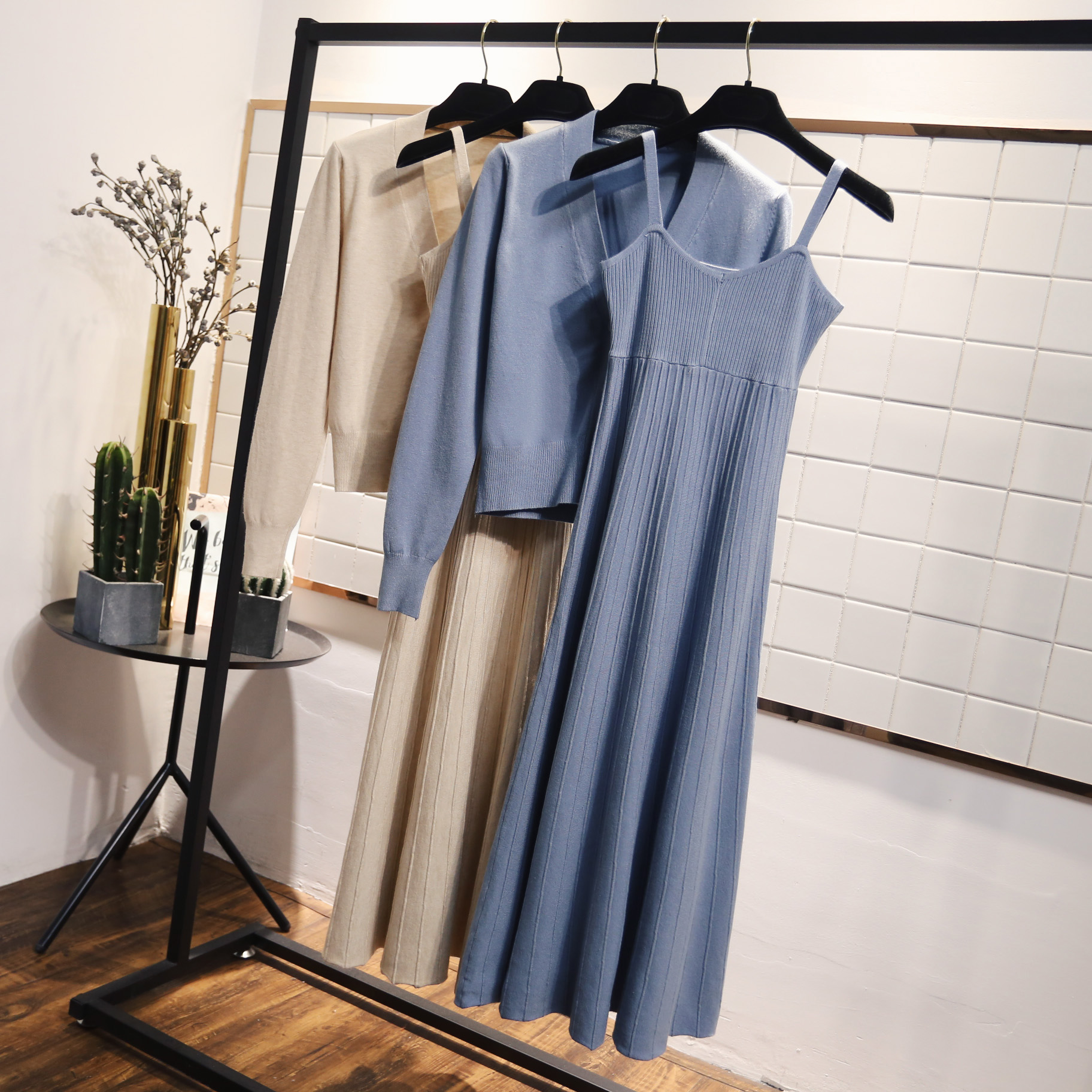 秋装套装时尚款2018新款韩版潮长袖针织开衫吊带连衣裙宽松两件套