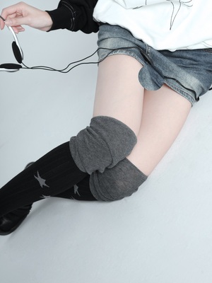 taobao agent Arrived on the first floor of the original star stitching knee socks, jk long socks, sub -cultural hot girl pile socks, thigh socks female