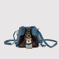 Подвеска Haze Blue Free Lion