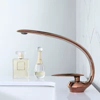 Круглый розовый золото