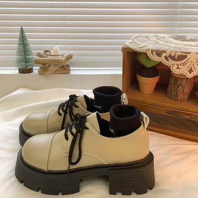 taobao agent White universal Japanese footwear English style platform, 2023, trend of season, British style