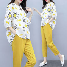 Стильные костюмы