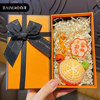 Шерстяная подвеска, оранжевая подарочная коробка