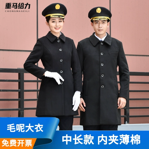 Демисезонное шерстяное пальто для работы