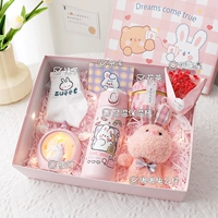 Стакан, ароматизированный чай, ночник, носки, подарочная коробка