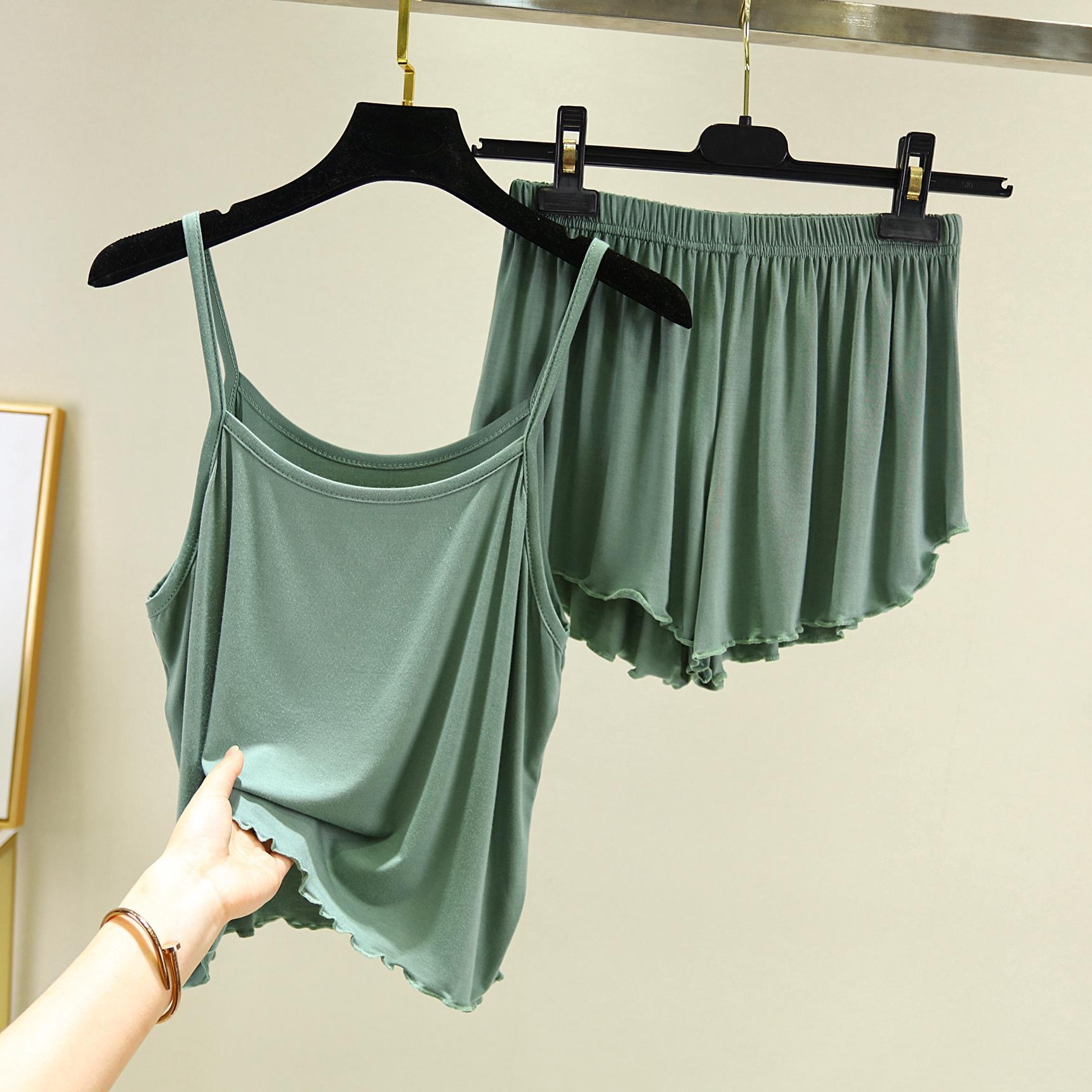 Matcha gray green