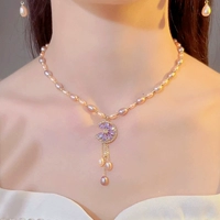 Розово-фиолетовое ожерелье с кисточками из жемчуга