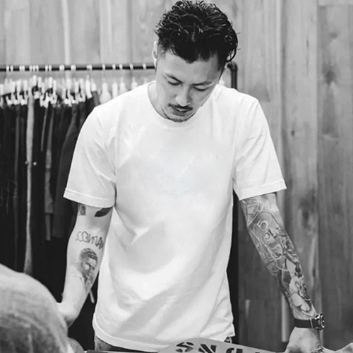 Цветная хлопковая белая футболка с круглым воротником, 2023, 200 грамм