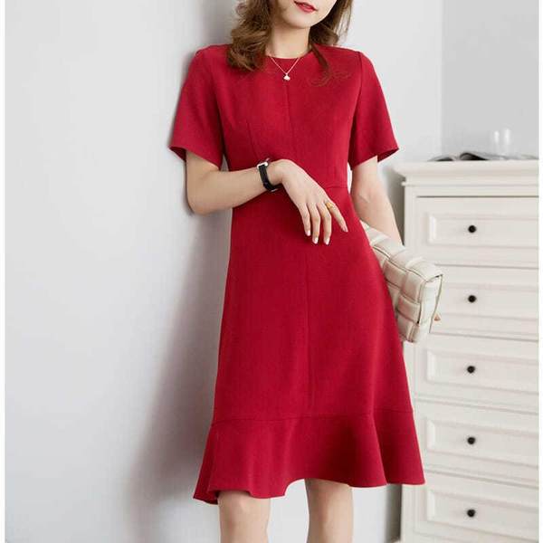 Летнее платье, летняя приталенная длинная юбка, короткий рукав, рыбий хвост, А-силуэт