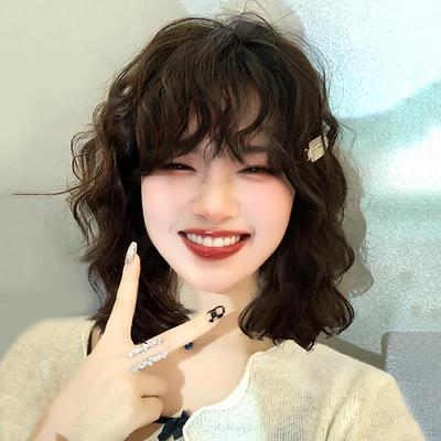 taobao agent Xianyun beauty wig female short hair Chen Shuting's sister-in-law with the same style fashion wool roll natural corn perm full headgear