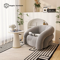 Один человек [серый]+несколько краев