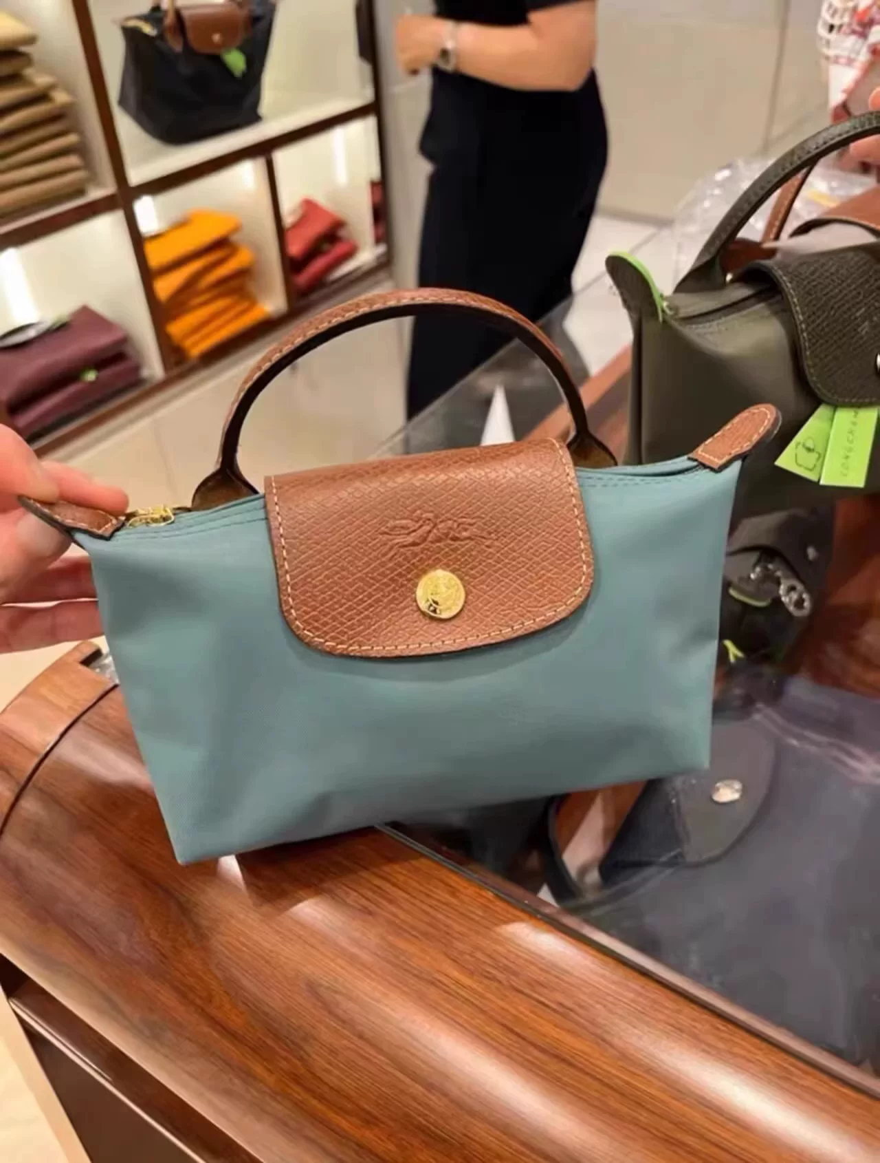 Строго отобранная во Франции сумка Longchamp MINI Mini Mini Dumpling Women Hands Hands Pack Short Paper White