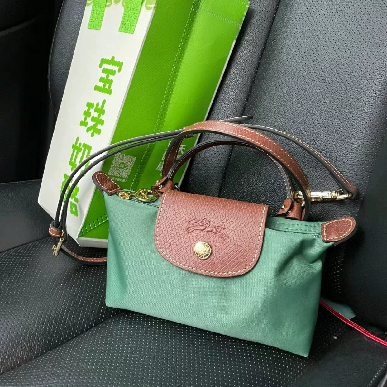 Строго отобранная во Франции сумка Longchamp MINI Mini Mini Dumpling Women Hands Hands Pack Short Paper White