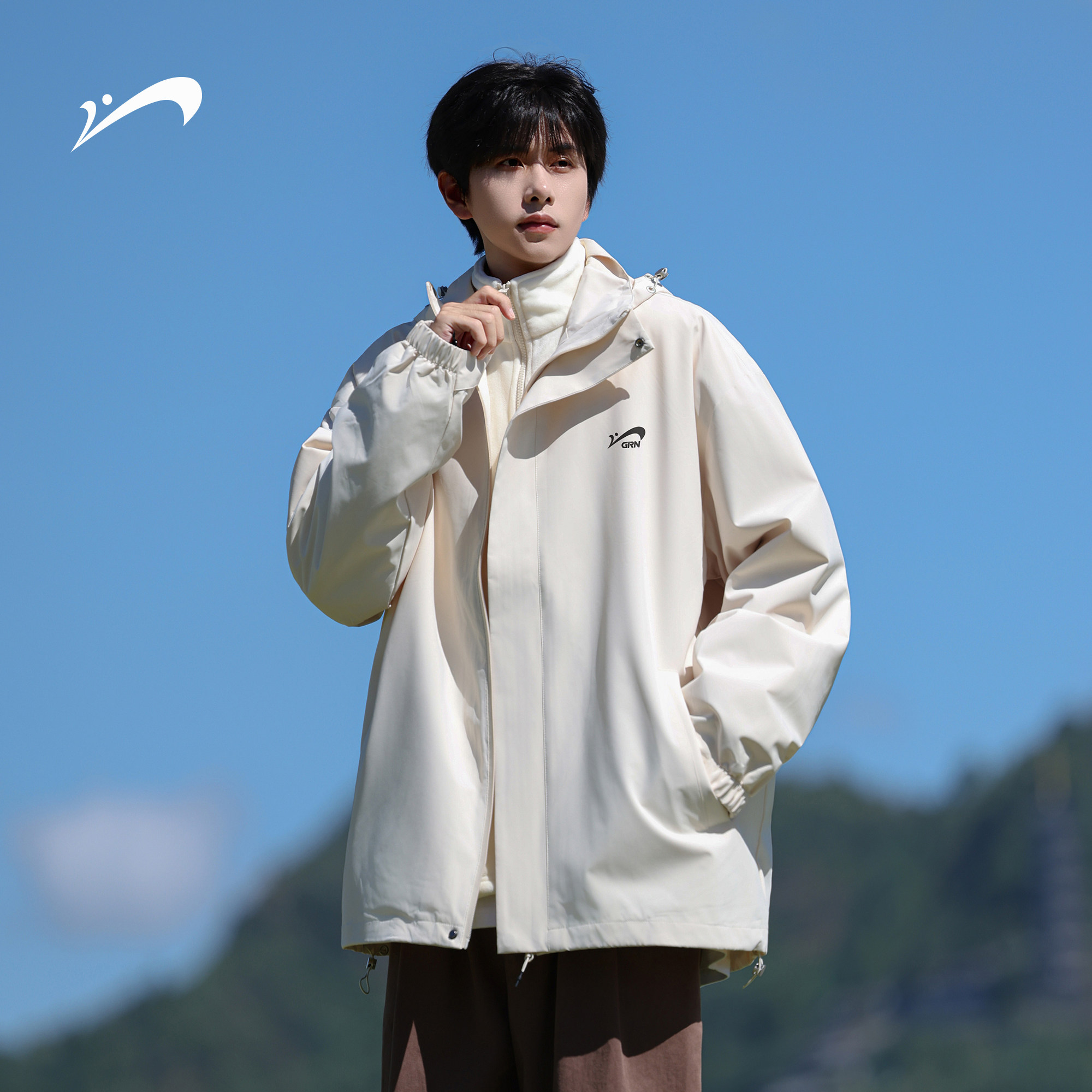 【贵人鸟】防泼水三合一冲锋夹克