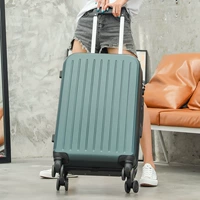 Царапина -устойчивый и густой темно -зеленый