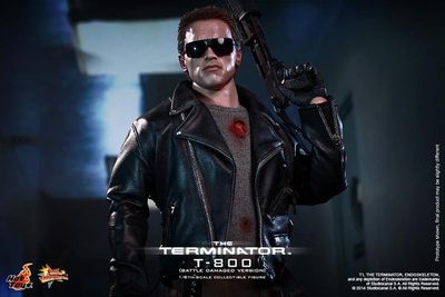 taobao agent Hottoys MMS238 Future Warrior T-800 Battle Damaged Vers