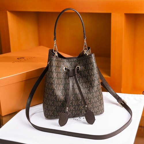 Универсальная сумка, вместительный и большой рюкзак