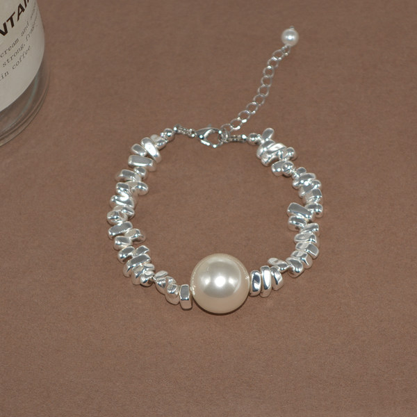 Металлический брендовый небольшой дизайнерский браслет подходит для мужчин и женщин, ювелирное украшение, японские и корейские