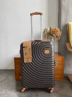 Темно коричневый