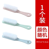 Свежие синие туфли