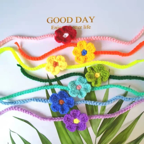 Кошка котенок молоко кот и собачьи домашние животные новорожденные круг круга Маркируя веревка рука