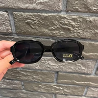 Черный прилив маленькие очки туай