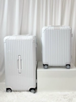 Кремово-белый глянцевый тип