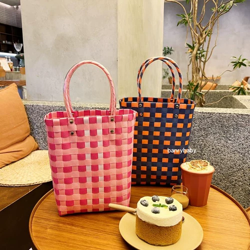 Милая плетеная портативная корзина, пляжный шоппер