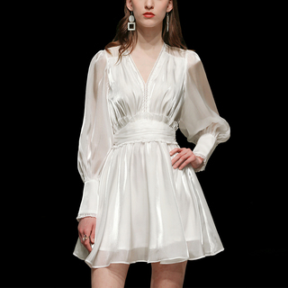 秋装2022新款女装性感名媛收腰白色气质长袖显瘦中长款连衣裙