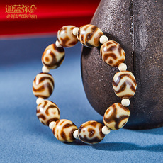 Украшения на руку