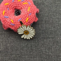 Украшение цветов Дейзи 1