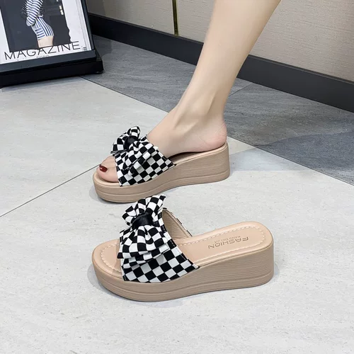 Милые слайдеры с бантиком, тапочки, летняя обувь, универсальная подходит с юбкой на платформе