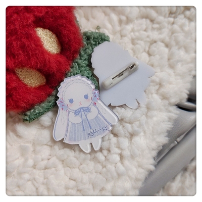 taobao agent Sakura Moon Tenfu Original-Sweet and Meng Meng-Yueyu Ji Jiaojiao Rabbit Bunny Painting-Acrylic brooch