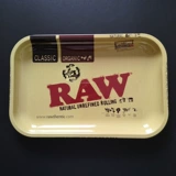 Большая необработанная жесткая пластина металлическая лотка труба шелк пробуждение травы