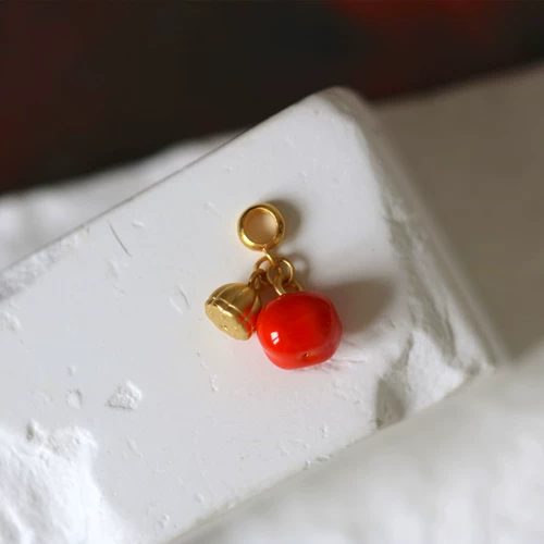 Аксессуар, эмаль, золотой браслет из красной нити с бусинами, 3D