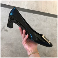 Патентная кожаная черная