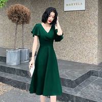 Зеленый, длинный, средней длины