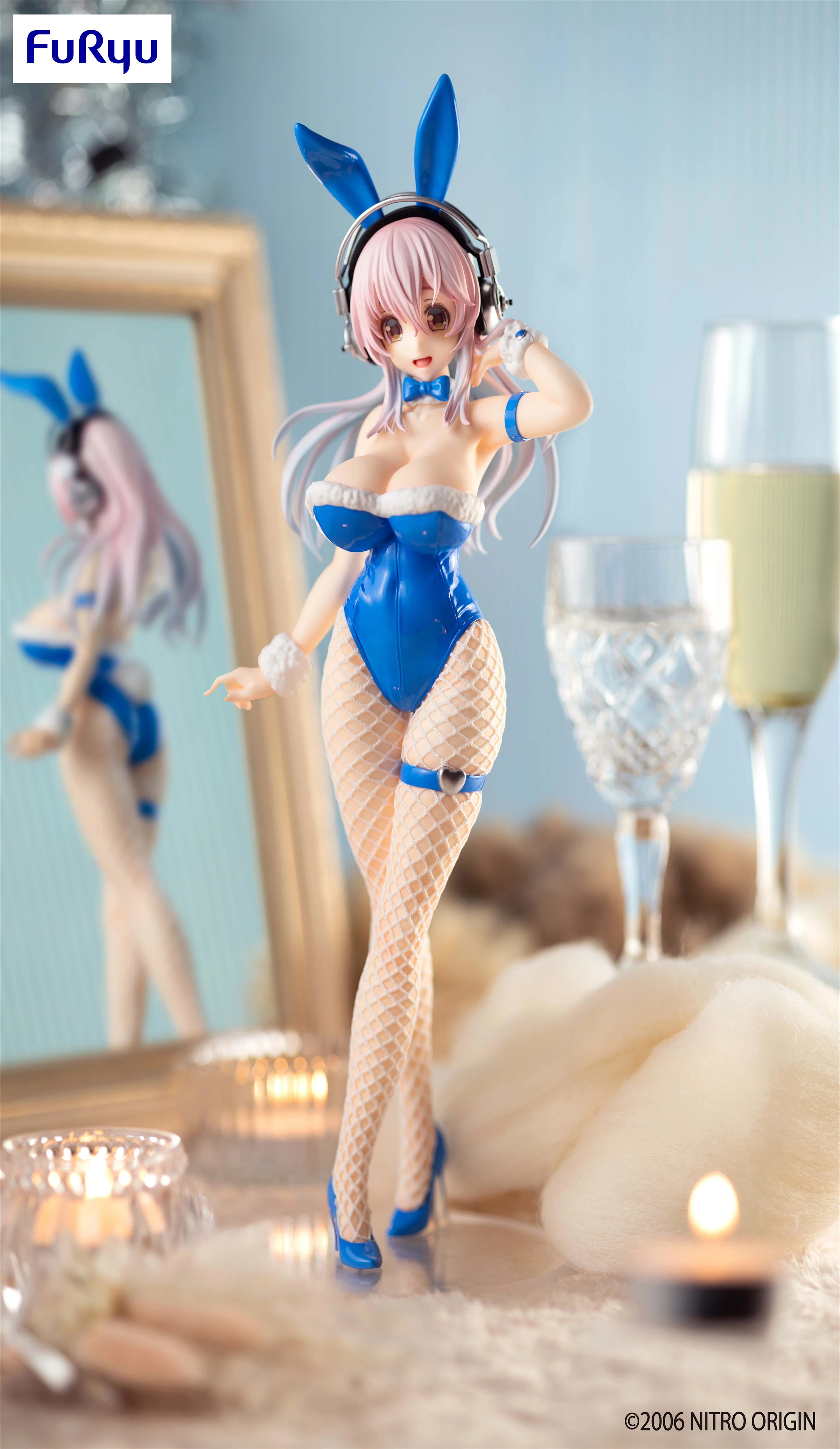 Nobita FURYU Japanese Anime Scenes Super Sonico Super Sonico Blue Rabbit Girl