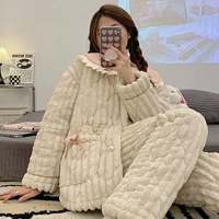 96121 Женщина