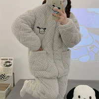 96332 Женщина