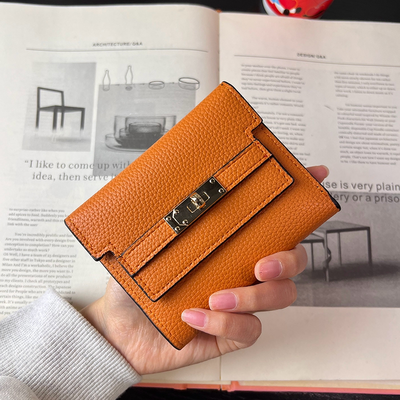 orange color