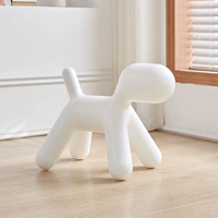 Белый, маленький