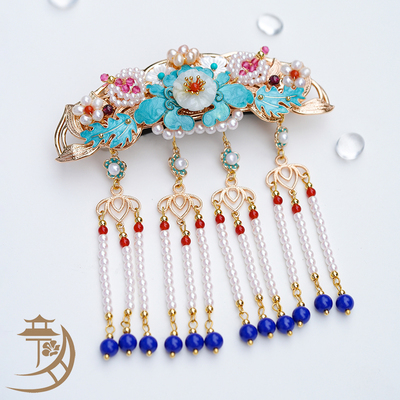 taobao agent Genuine Hanfu for bride with tassels, classic cheongsam, hairgrip, Chinese style