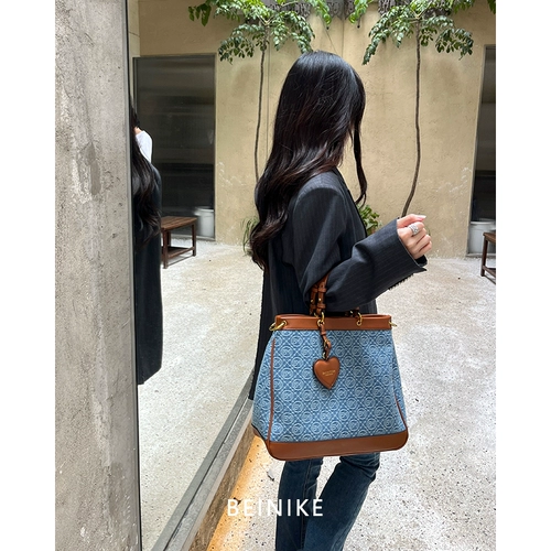 Джинсовая вместительная и большая сумка через плечо, портативная сумка на одно плечо, изысканный стиль, коллекция 2022