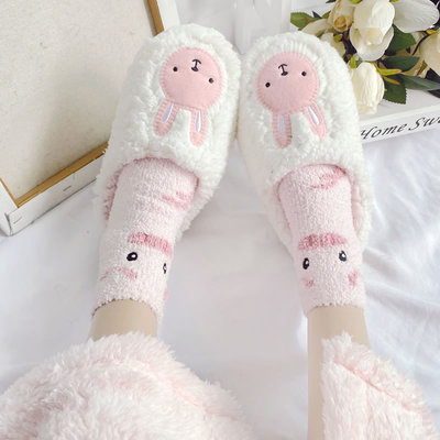 taobao agent Demi-season keep warm coral velvet Japanese cute socks