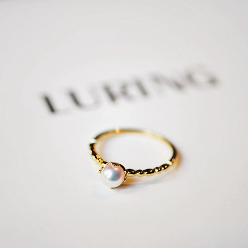 Японское натуральное изысканное золотое кольцо из жемчуга, 4.5-5мм, 18 карат